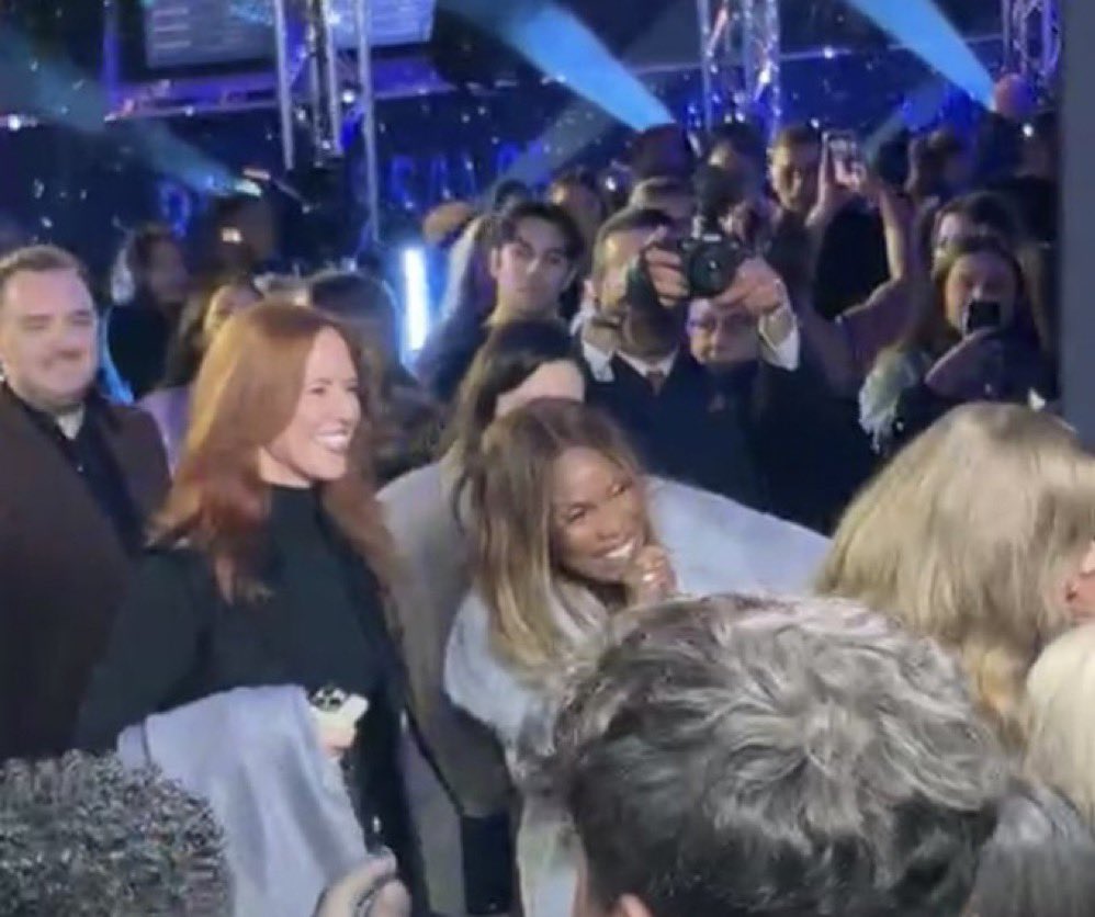 tswifterastour's tweet image. 🚨| Tree Paine (Taylor Swift’s publicist with her red hair in image below) and Yvette Noel-Schute (Beyoncé’s publicist with head tilted at 20 degree angle in image below) have officially joined forces at the “Renaissance Film” premiere event in London!