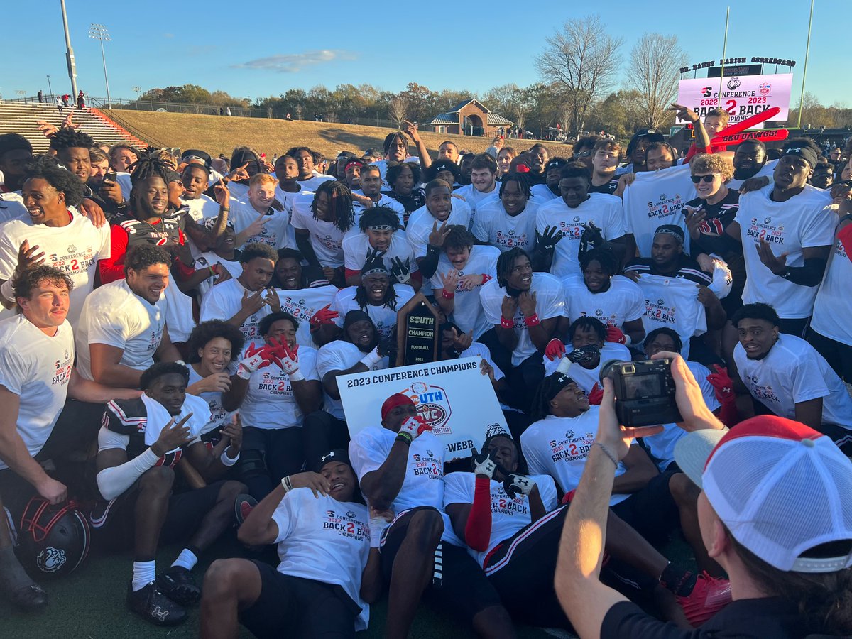 OusleyRaequan's tweet photo. I’m glad I was able to be apart of this journey with y’all boiis🖤🤞🏾Brothers 4L https://t.co/5W3X63DcwW