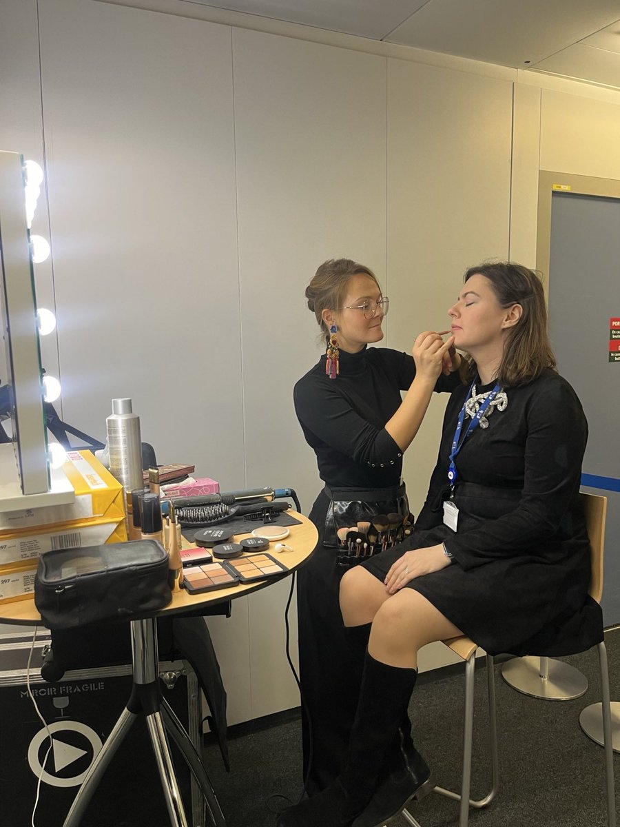 diana_m_pinter's tweet image. The fancier side of the life of social media manager at #InterpretingEurope today