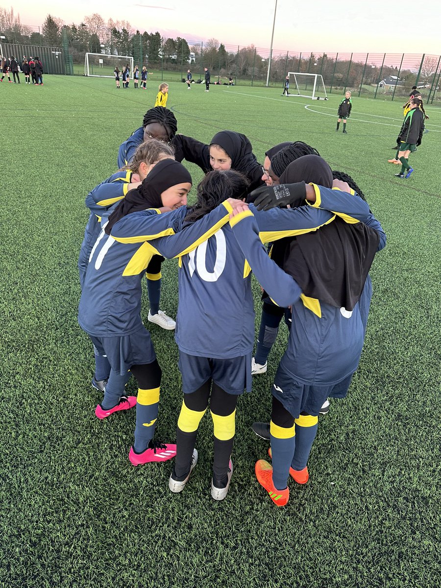 EssaHealth's tweet photo. A fantastic night at @LadybridgePe for our Y7/8 girls⚽️ knocked out at the group stages, but incredible support for the other teams involved, excellent sportsmanship and unbelievable resilience playing in that cold👏
#teamessa #healthfaculty #allwillsucceed #allwillbehealthy 💚💛 https://t.co/GDrn8VKRK9
