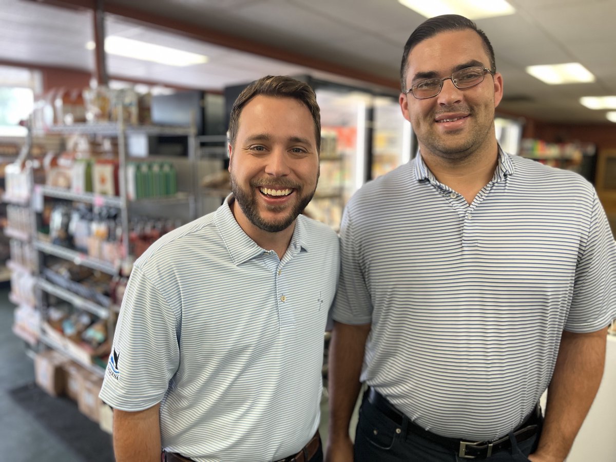 BMTChamber's tweet image. What an incredible show of support at the #CashMob event at Jack's Pak-It! Chamber board members, staff, and volunteers united to back this local gem. A heartfelt thank you to everyone who participated in making this Cash Mob a success! #GBCOC #ChamberMember