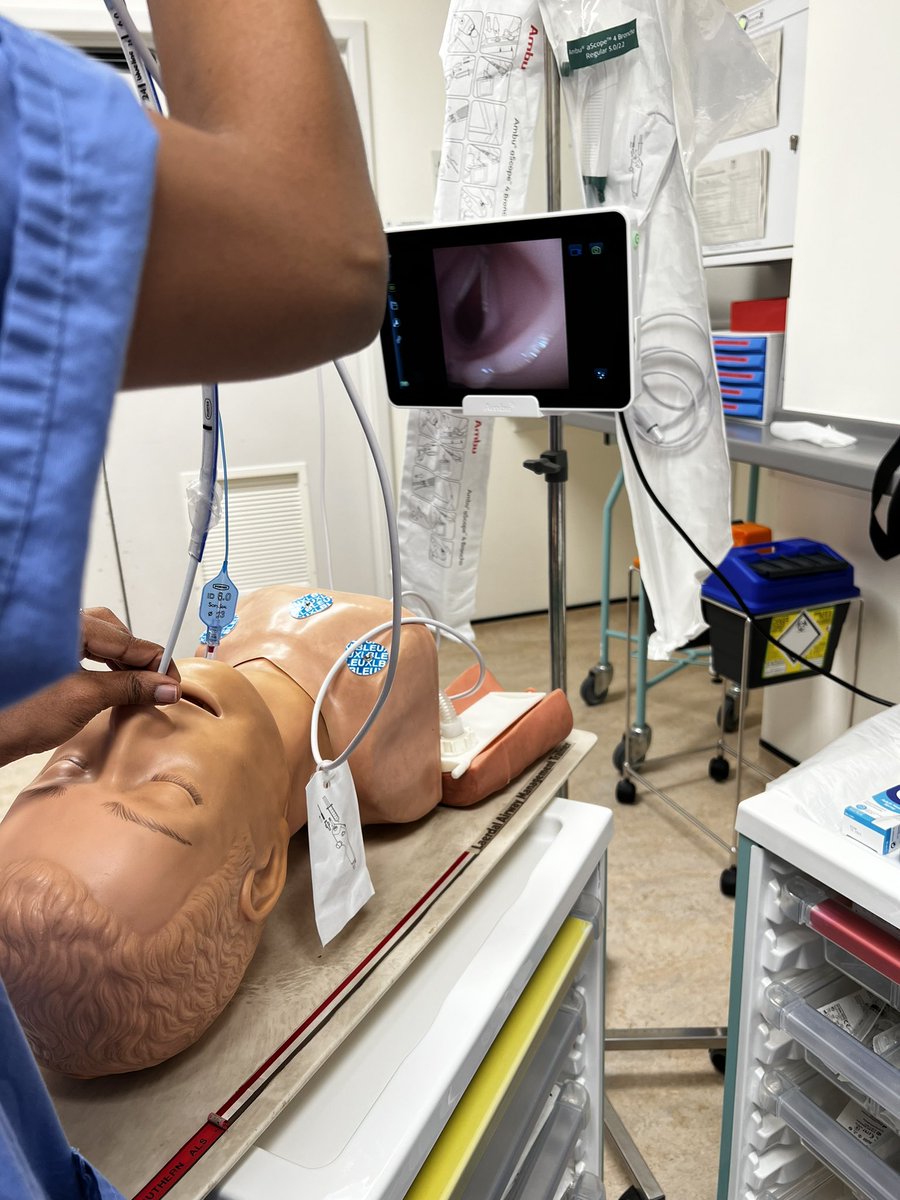 Fantastic Fibreoptic Intubation &amp; Double Lumen Tube teaching session today with <a href="/qeuhanaesthesia/">QEUH Department of Anaesthesia, Glasgow, UK</a> at <a href="/Qeuhtheatres/">QEUH Adult Theatres</a> allowing nursing &amp; ODP staff and students to get hands on experience. 
#QEUH #FOI #Anaesthesia #Anaesthetics #nurse #ODP #NHS