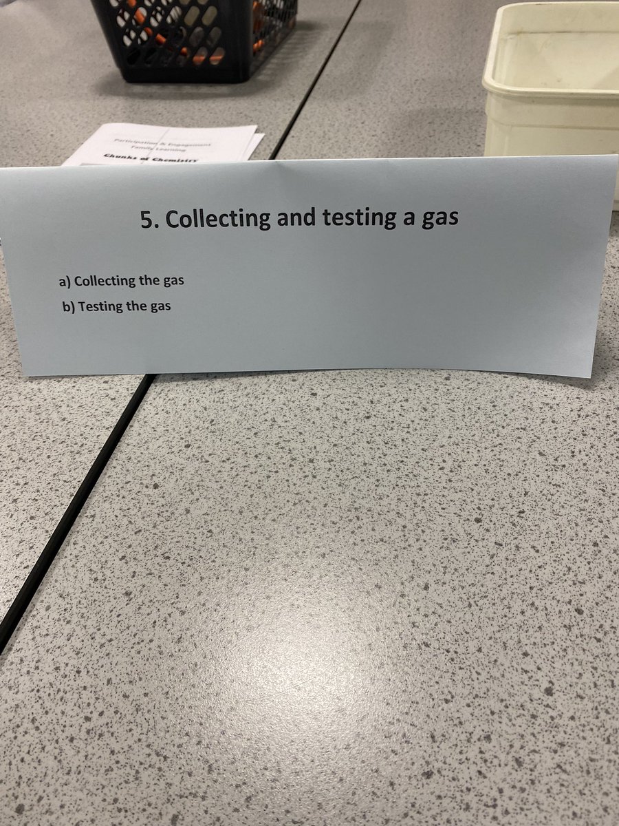 DuncanrigChem's tweet photo. Some collecting and testing hydrogen https://t.co/cCGmIAPm7T