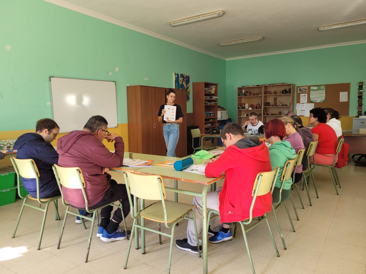 Nuestro alumnado de Educación Inicial continúan con sus clases en <a href="/eccaedu/">ecca.edu</a> en toda Canarias. Recuerda que la matricula sigue abierta. ¡Te estamos esperando! #tufuturoaturitmo