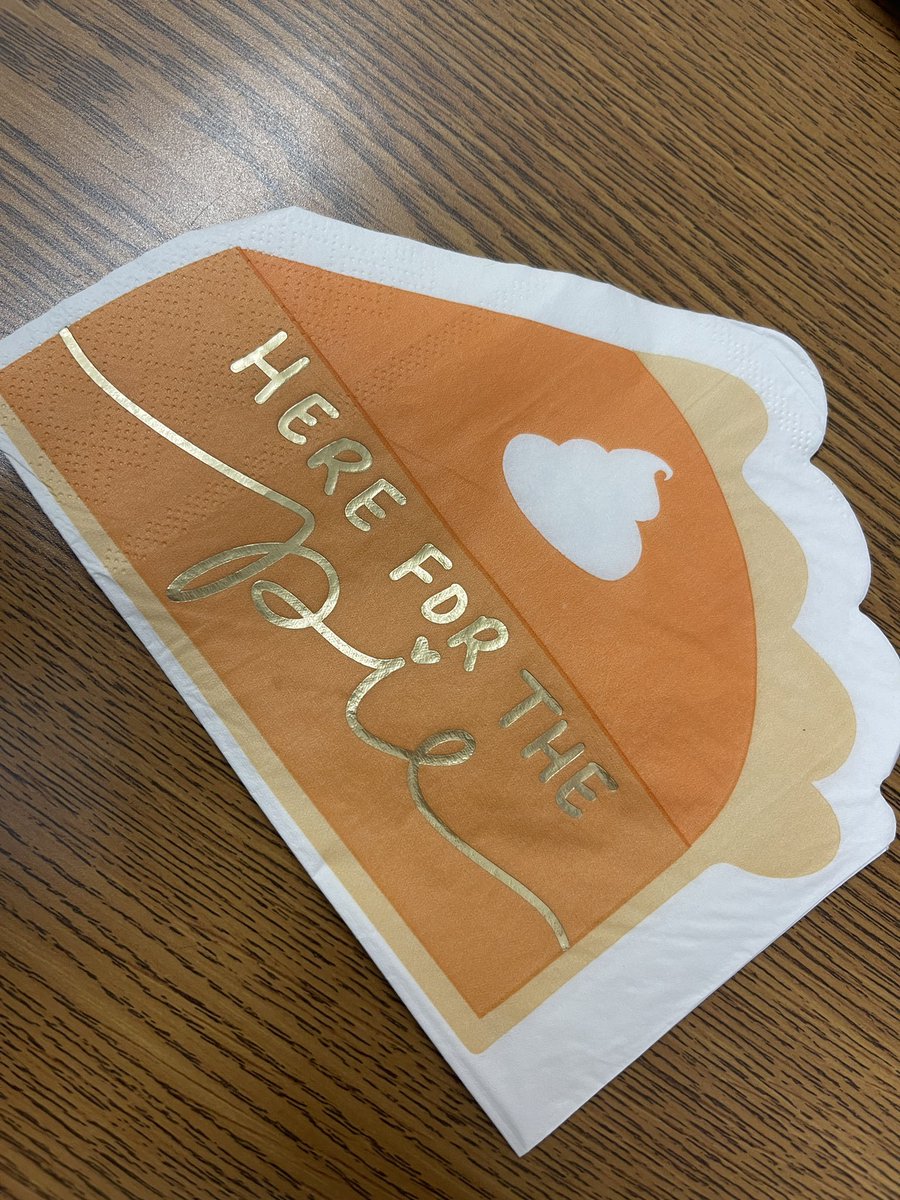Thank you to our amazing social worker, Ms. Jessica for treating the entire Lindbergh staff to coffee and treats this morning in the Wellness Center! Our staff was able to engage with one another and start the day on a sweet note. 😁 @LindberghStemLB #proudtobeLBUSD
