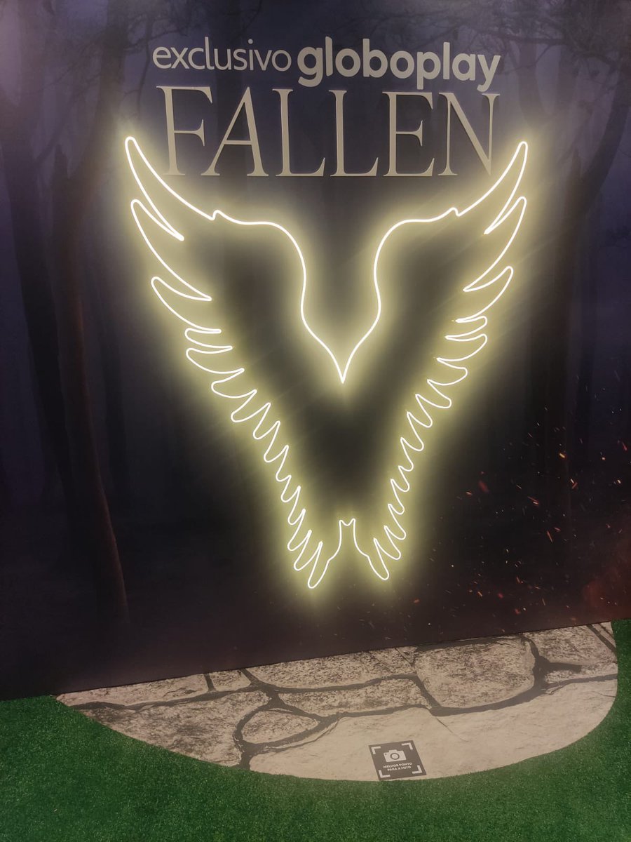 FYOscuros's tweet photo. Panel de @fallentvseries en Brasil, promocionado por @globoplay servicio de streaming brasileño en donde será estrada la serie en el pais sudamericano.
#FallenTV #OscurosTV https://t.co/J3YET3CxXL