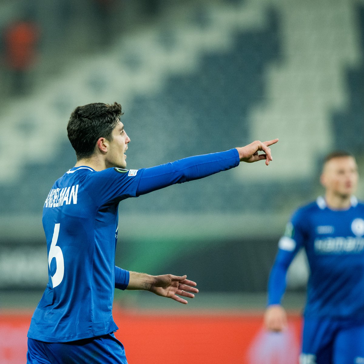 KAAGent's tweet photo. What a goal π±
#GntLuh #UECL https://t.co/c83Zu7gnDp