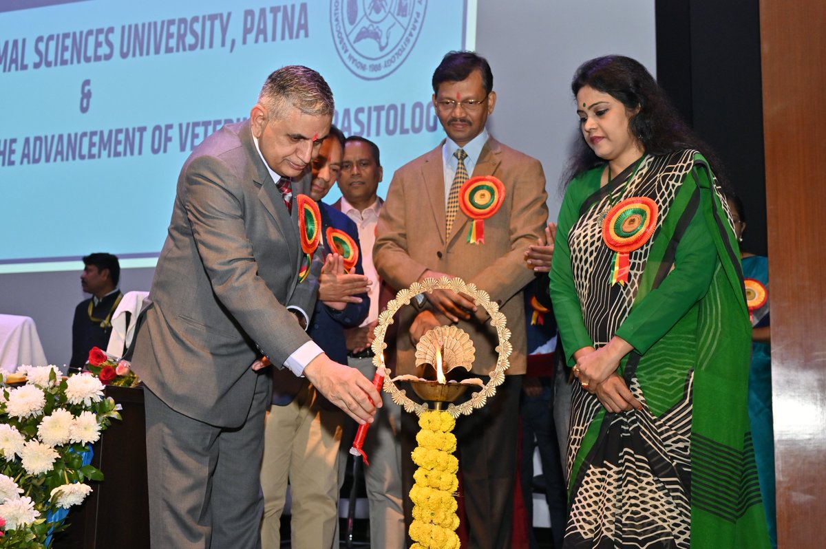 basupatna's tweet photo. University had the honour of hosting the 32nd National Congress of Veterinary Parasitology and the National Symposium on "Sustainable Control of Parasitic Diseases for Improved Productivity of Livestock in Current Scenario" Inaugurated on Wednesday, the 29th of November, 2023. https://t.co/KL5MU5hZaf