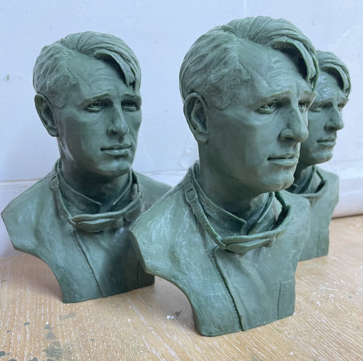 Bronzecast tweet media