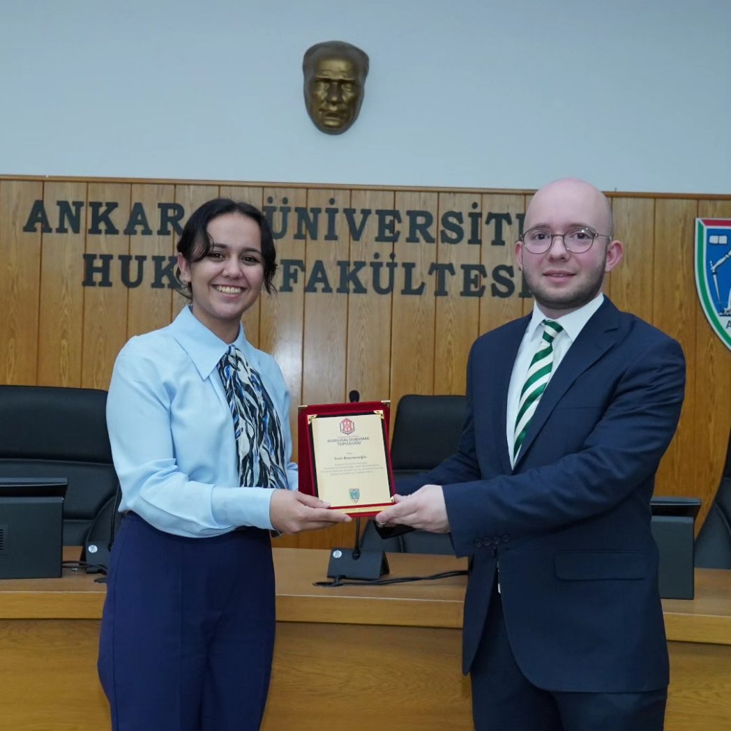 Kurgusal Duruşma Topluluğu Diplomasi koordinatörlüğü olarak düzenlediğimiz "Hukuk ve diplomasi kariyeri" konulu söyleşimizde yer alan fakültemiz mezunu ve topluluğumuz kurucularından olan Irak muavin konsolos Sn. Emir Bayramoğlu'na teşekkürlerimizi iletiyoruz.