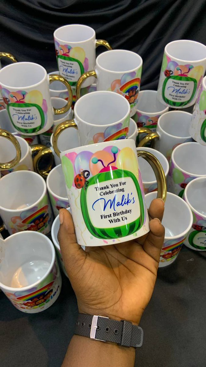 Adeyinkaelizab8's tweet photo. I’m into branding and printing plus gift box.. patronize me I’m not your Ex🥹 https://t.co/jVQGZTqQ9O