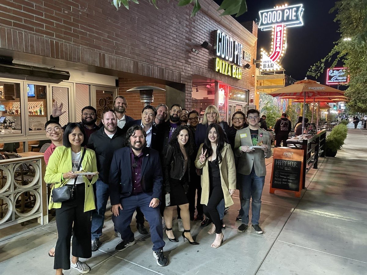 Exciting times for the Nevada Forward Party pushing for ballot access! Andrew's recent visit to Las Vegas sparked progress towards a more inclusive democracy.  Check out the full story here: t.ly/sCaTd #ForwardNV #RankedChoiceVoting #OpenPrimaries @fwd_nv
<a href="/AndrewYang/">Andrew Yang🧢⬆️🇺🇸</a>