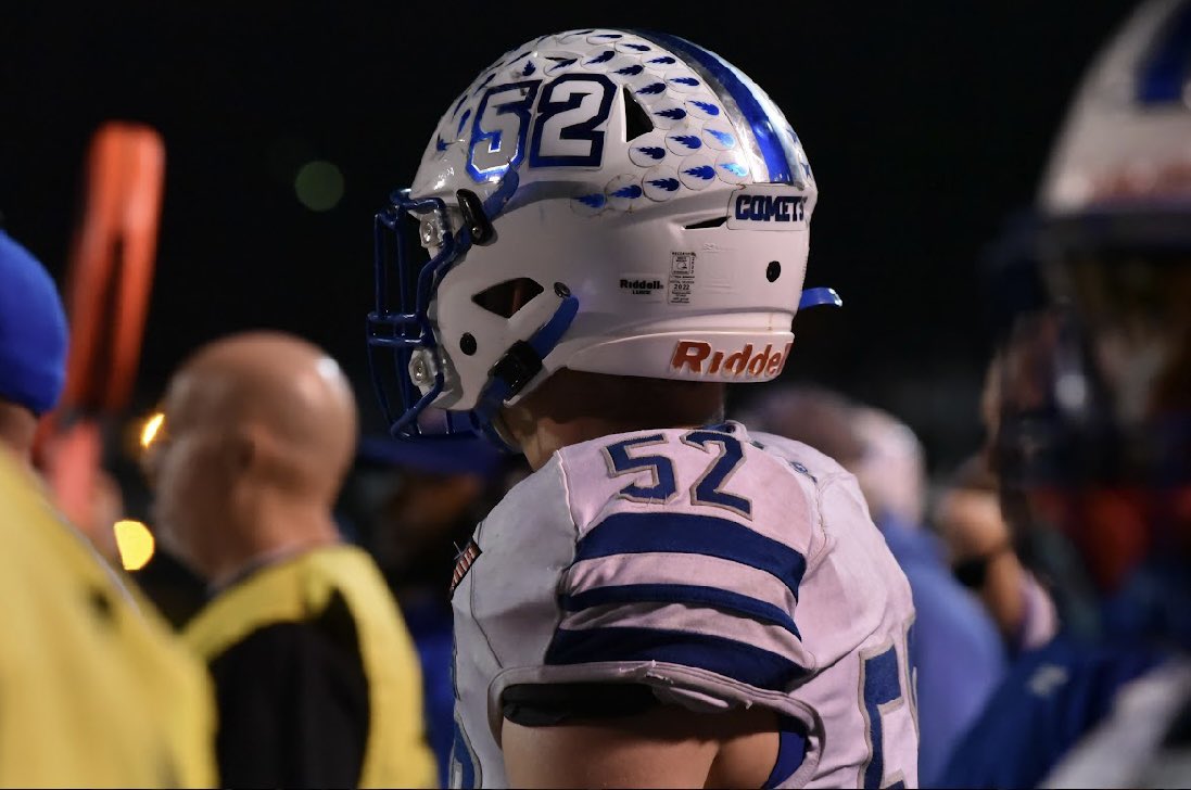 Thankful for a healthy senior season!
Stats through 10 games- 
101 tackles 
(61 solo, 40 assists)
2 TFL
1 Sack (-10)
1 forced fmb
2 QB press
All-OCC and All-District Honors!

hudl.com/v/2MgY7b