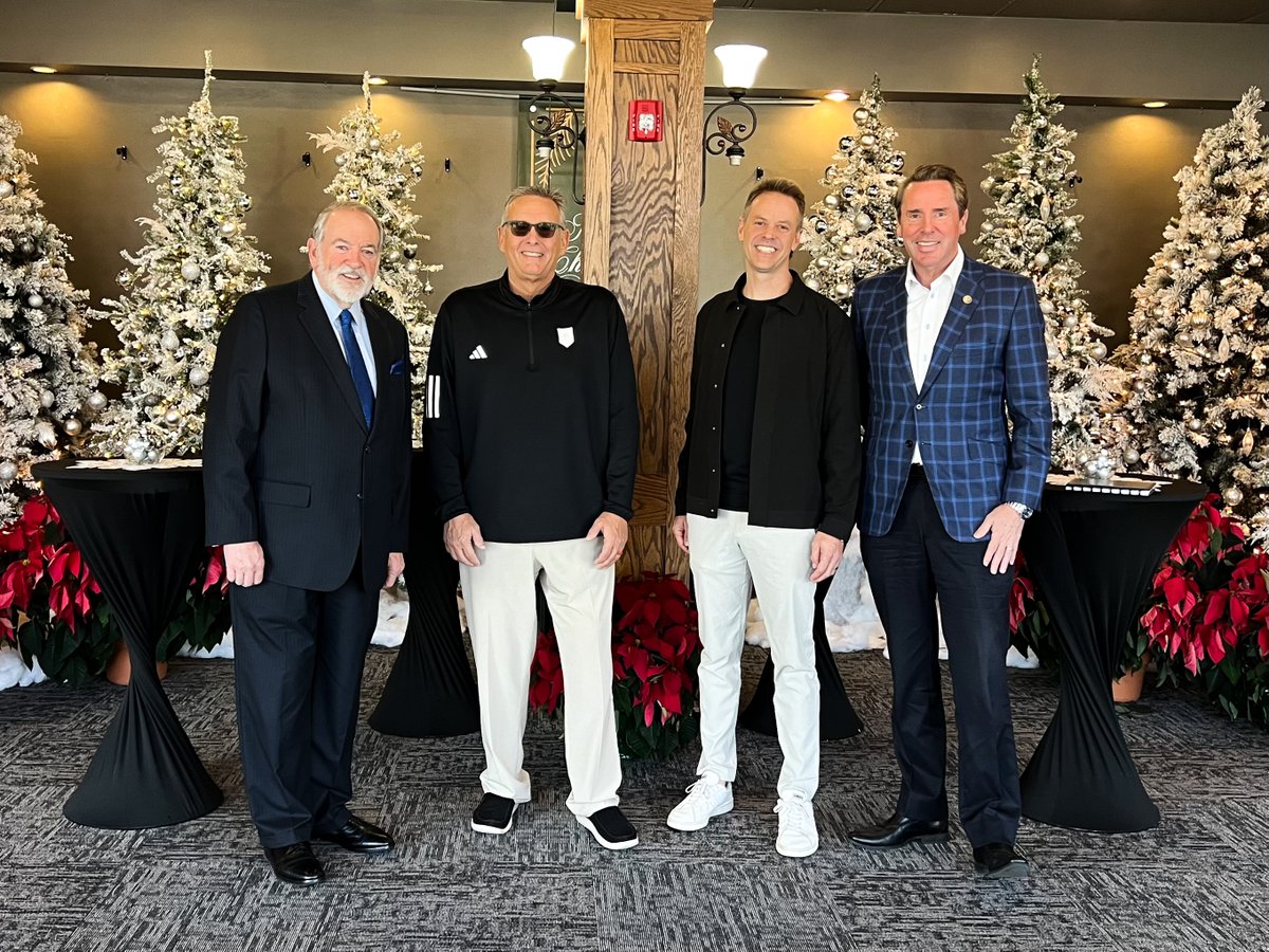 RepMarkWalker's tweet image. Amazing day! Grateful to have had my friend, Governor Mike Huckabee, join me in Cabarrus County at Concord Academy with 1,000+ attendees in the chapel. We had a powerful conversation with supporters, pastors, students, and community leaders, emphasizing the spiritual battle and