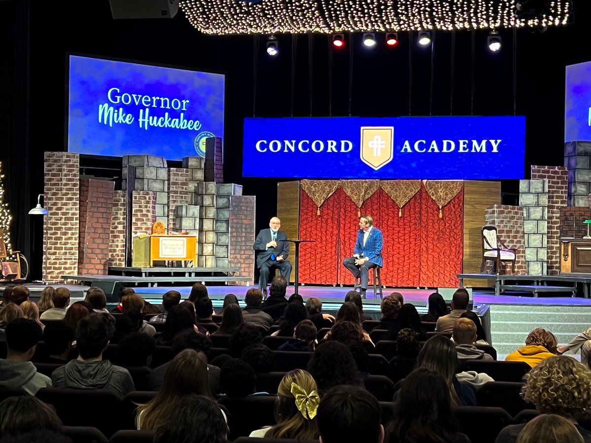 RepMarkWalker's tweet image. Amazing day! Grateful to have had my friend, Governor Mike Huckabee, join me in Cabarrus County at Concord Academy with 1,000+ attendees in the chapel. We had a powerful conversation with supporters, pastors, students, and community leaders, emphasizing the spiritual battle and