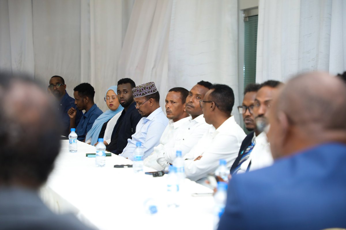 mindsomalia's tweet photo. The experts on MIND Sessions 19 shared best practices and challenges regarding how Somalia can achieve direct, harmonised, timely and peaceful elections ?
#mindsomalia
#mindsessions
@KAS_SIPODI_EA https://t.co/KcZVOSYp17