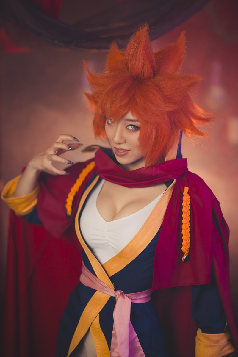 StellaChuuuuu's tweet photo. Nothing's stronger than a determined woman. Black Clover M is now available globally, and with an English dub to boot! Try it out now - but watch out, you might have to go toe to toe with me at some point. #BlackCloverM #BCM #ad @bclover_mobileg https://t.co/MJn4WNulwW https://t.co/TXbyRDixkH