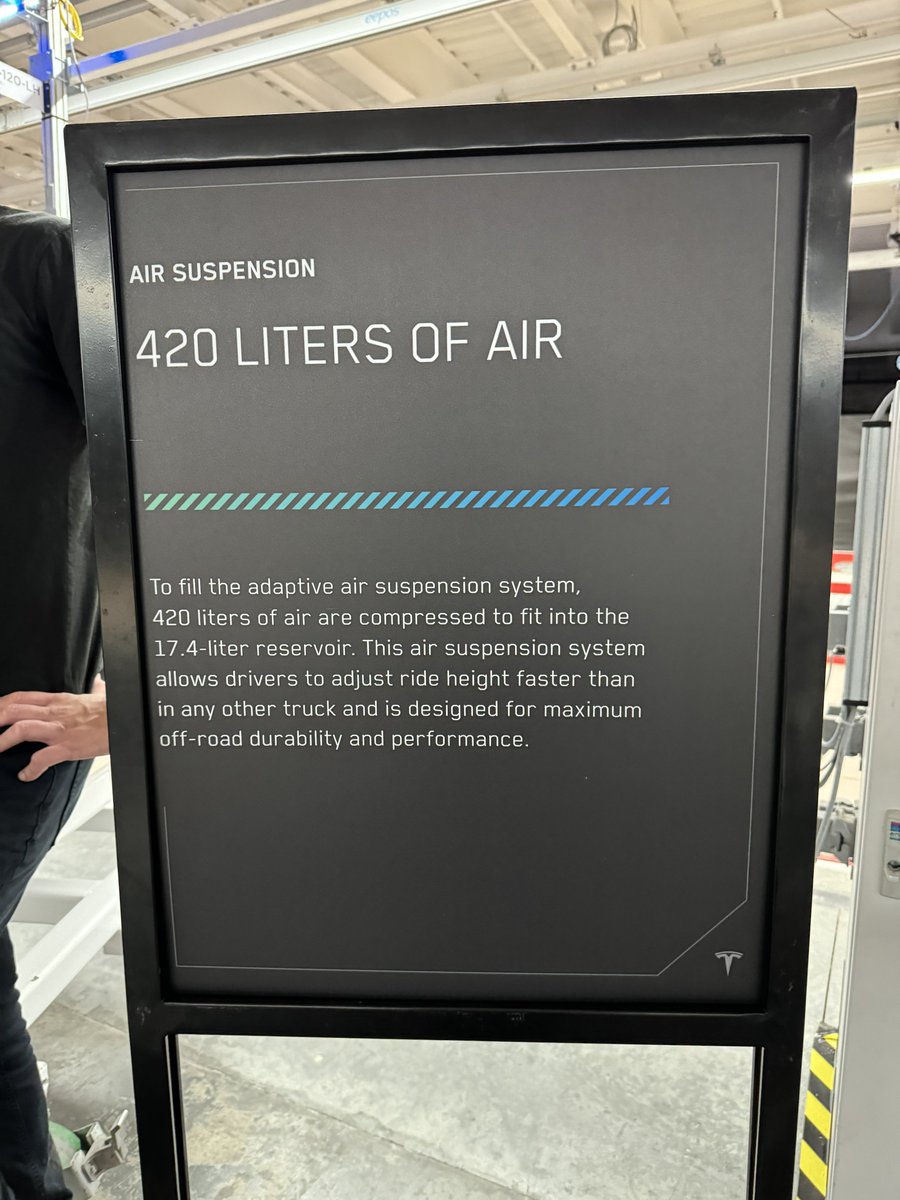 Whole Mars Catalog tweet media