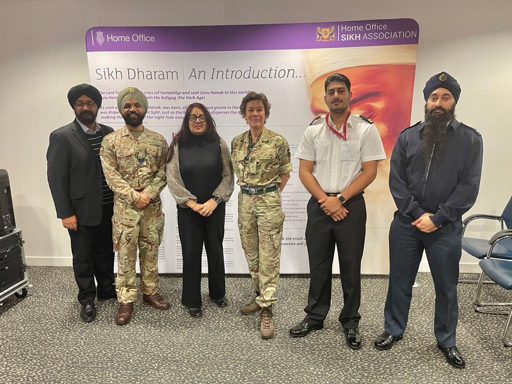 DefenceSikhNW's tweet photo. The Defence Sikh Network joined the Home Office Sikh Association today to celebrate Guru Nanak Dev Ji’s Gurpurb (The 554th birth anniversary of the founder of the Sikh religion) and to raise awareness of the Guru’s teachings. https://t.co/zStwnfRoN7