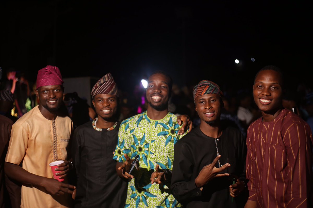 jamesphotogra__'s tweet image. Invicta MEN 🙌🙌🙌
ODOGWU 🙌
Let party💃
Shot by Jamesphotography📸💯
#InvictaClass22week #invictatungbaDay
#ClassInvicta