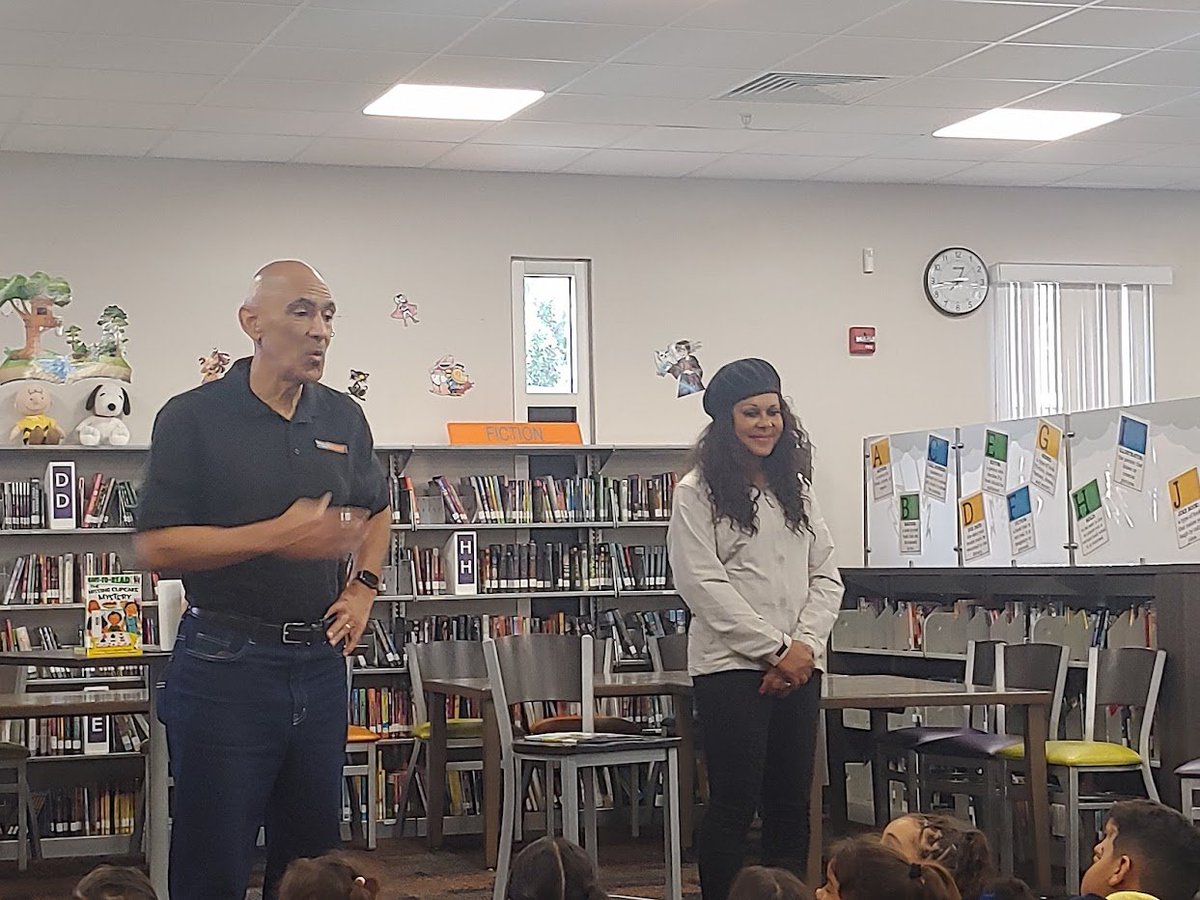 HCPSLambES's tweet photo. What a treat when you get to have Coach and Mrs. Dungy come to your school and read from their very own book!  Thank you so much to @DungyFamilyFdn @TonyDungy @LaurenDungy #YES2HCPS for inspiring and sharing with our students! https://t.co/NMUD0WvJui