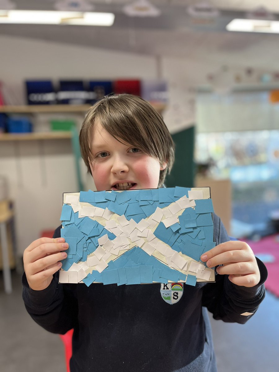 AntonineBase's tweet photo. The flag of St. Andrew, made today to go alongside the tartan that we made earlier in the week. 
#StAndrewsDay2023 
@Kilpatrickscho1 https://t.co/hTks6BXzkQ