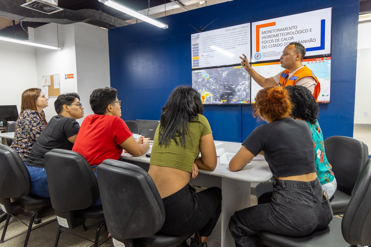 🤝 A Defesa Civil do Maranhão recebeu, nesta quinta (30), uma equipe de alunos do Curso de Design da <a href="/UFMAoficial/">UFMA</a> para formação na área de risco e desastres.

As instituições criarão jogos lúdicos  e eletrônicos para serem aplicados nos Colégios Militares do Corpo de Bombeiros.