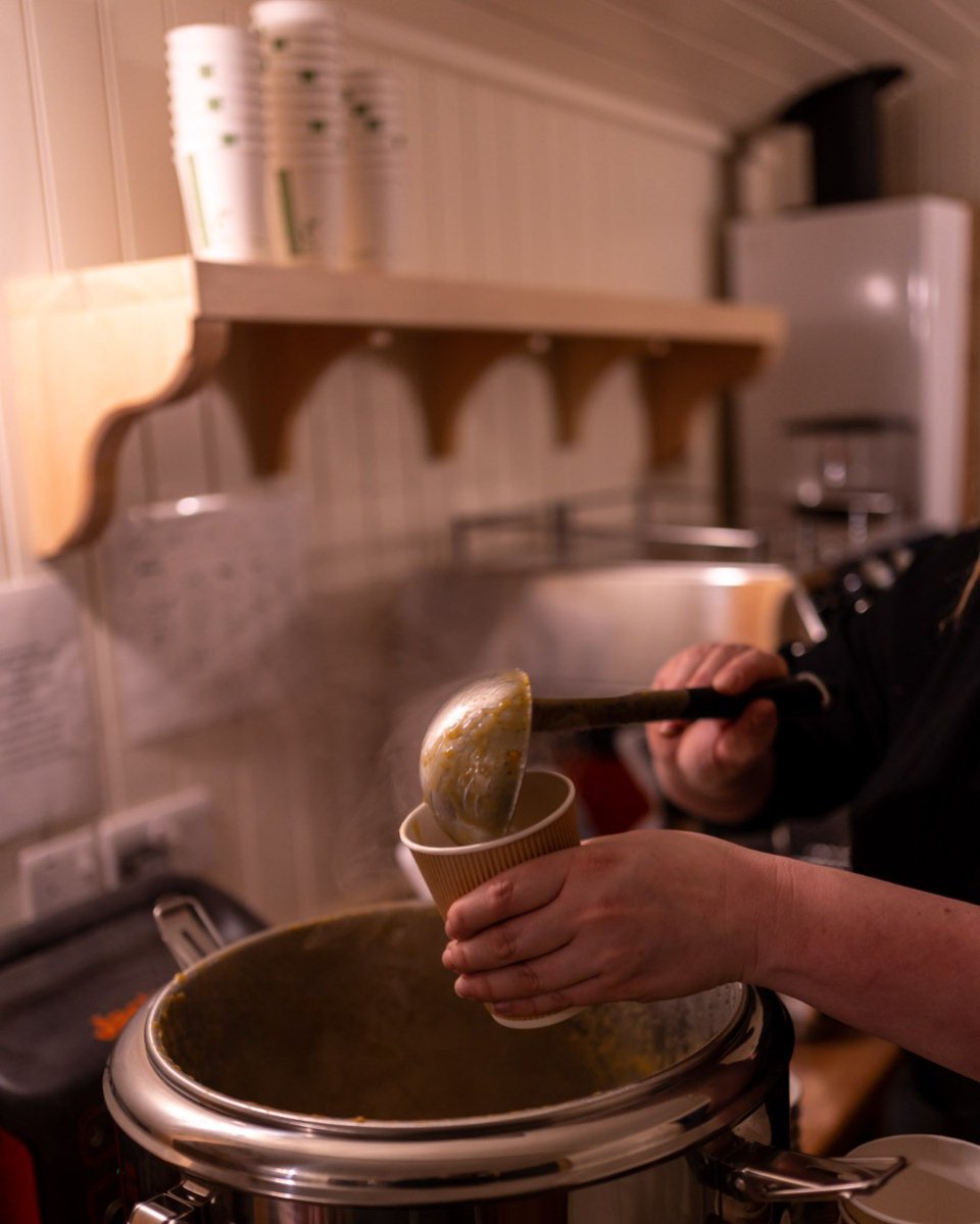 ⭐What's on the menu?⭐ We have teamed up with the Clwydian Range Food and Drink Group for our Dark Skies event on Monday evening. What better than vegetable soup (gluten free) and hot chocolate? For more information visit our website.