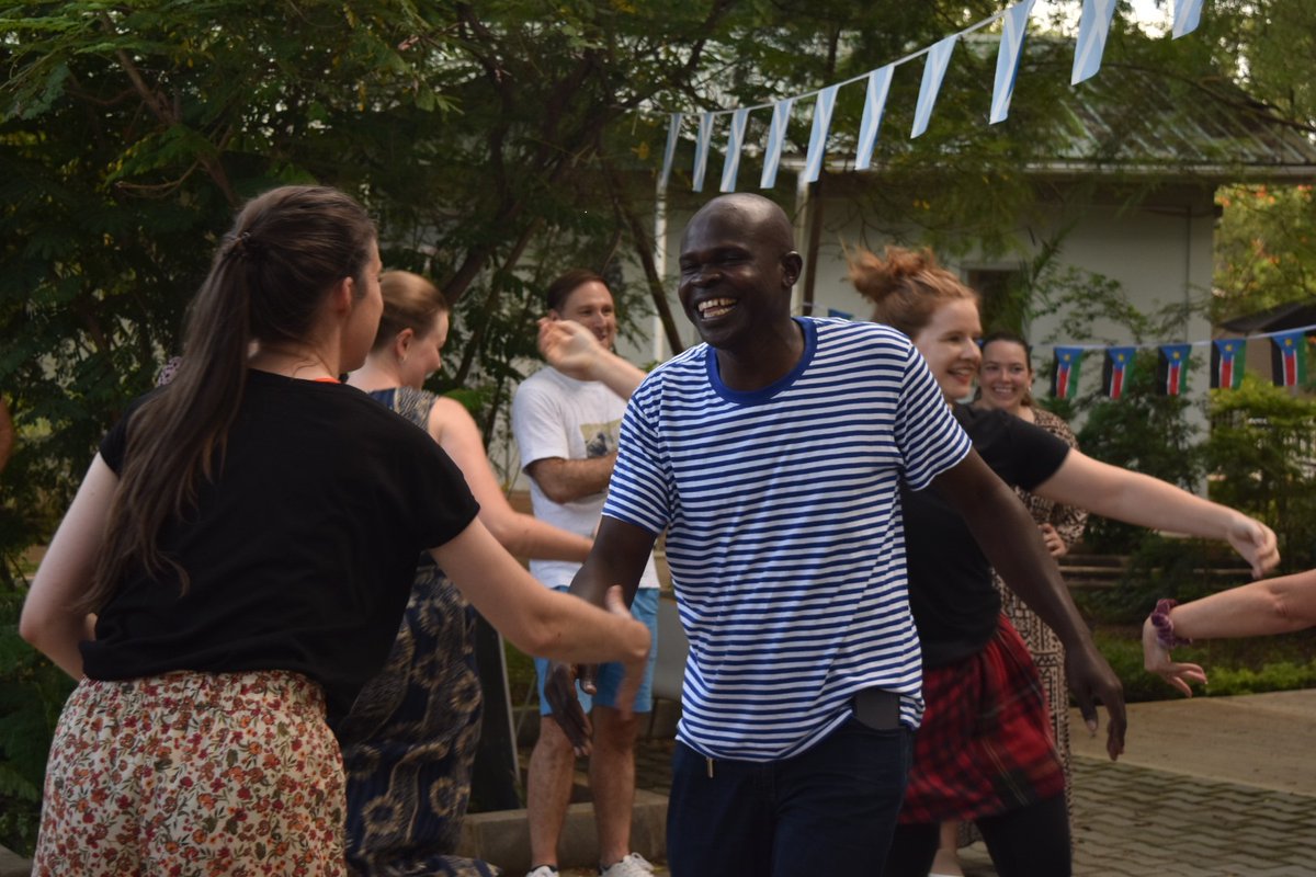 🏴󠁧󠁢󠁳󠁣󠁴󠁿Happy St Andrews Day to all who are celebrating! 

Happy memories of celebrations past in Juba. <a href="/UKinSouthSudan/">UK in South Sudan 🇬🇧🇸🇸</a> Ceilidh Committee have a great trade with local staff teaching us many of their traditional dances in exchange for ceilidh lessons - much laughter involved in both!