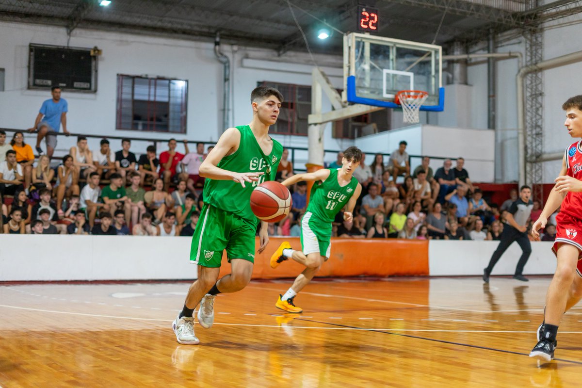 UnidosSportsmen's tweet photo. #Intermedias | Gran año de los U15 👏🏼
🥈 La categoría dirigida por Facundo Mate fue subcampeona de Rosario.
Felicitaciones por lo realizado. Siempre hay revancha 💪🏼
#VamosLosPibes 💚
📸 Martín Allende https://t.co/jc96CMsAsQ