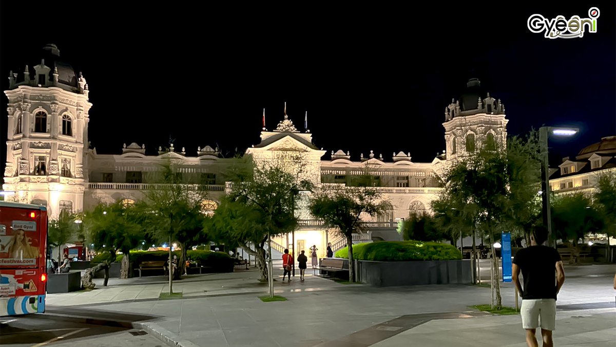 gyeweniguides's tweet photo. Beautiful night 🤩 https://t.co/gqn87J3sDc