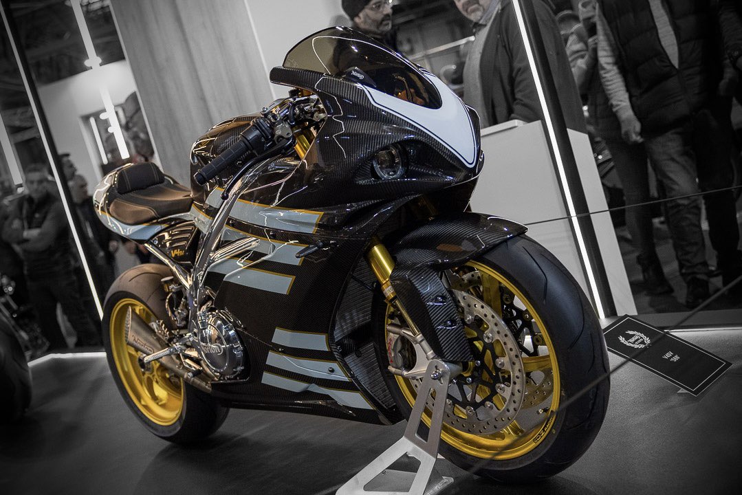 Image Design Custom tweet media