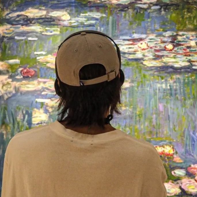 hyunesdior tweet picture