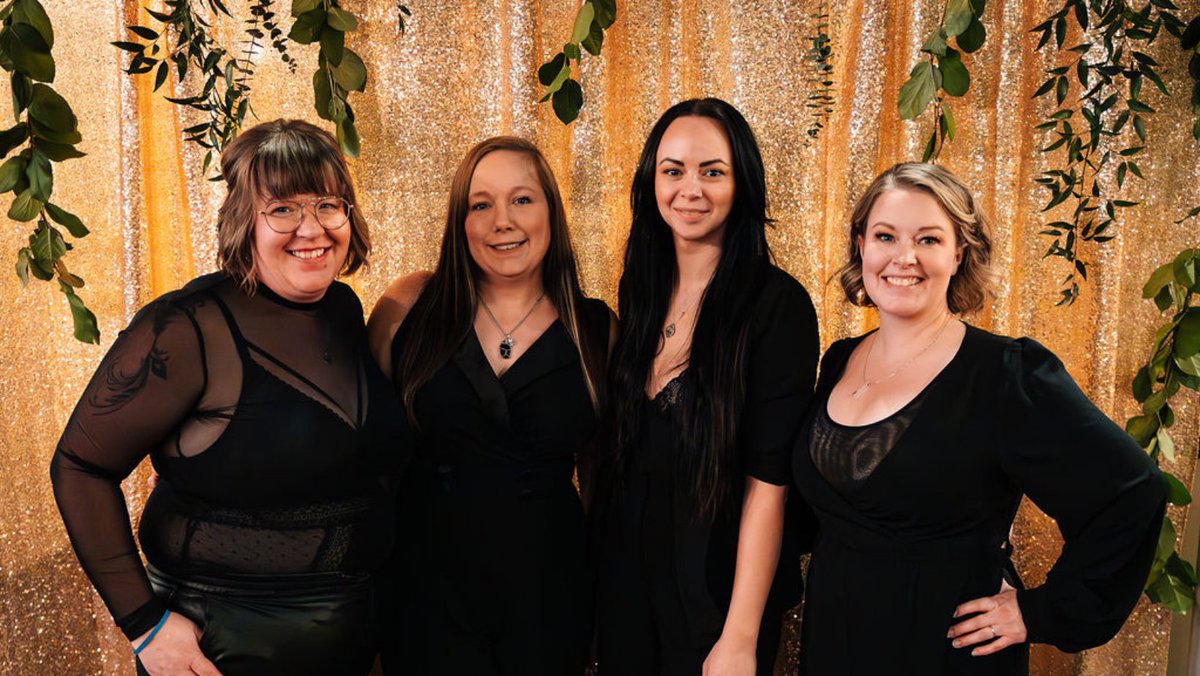 The Bra Lounge tweet media