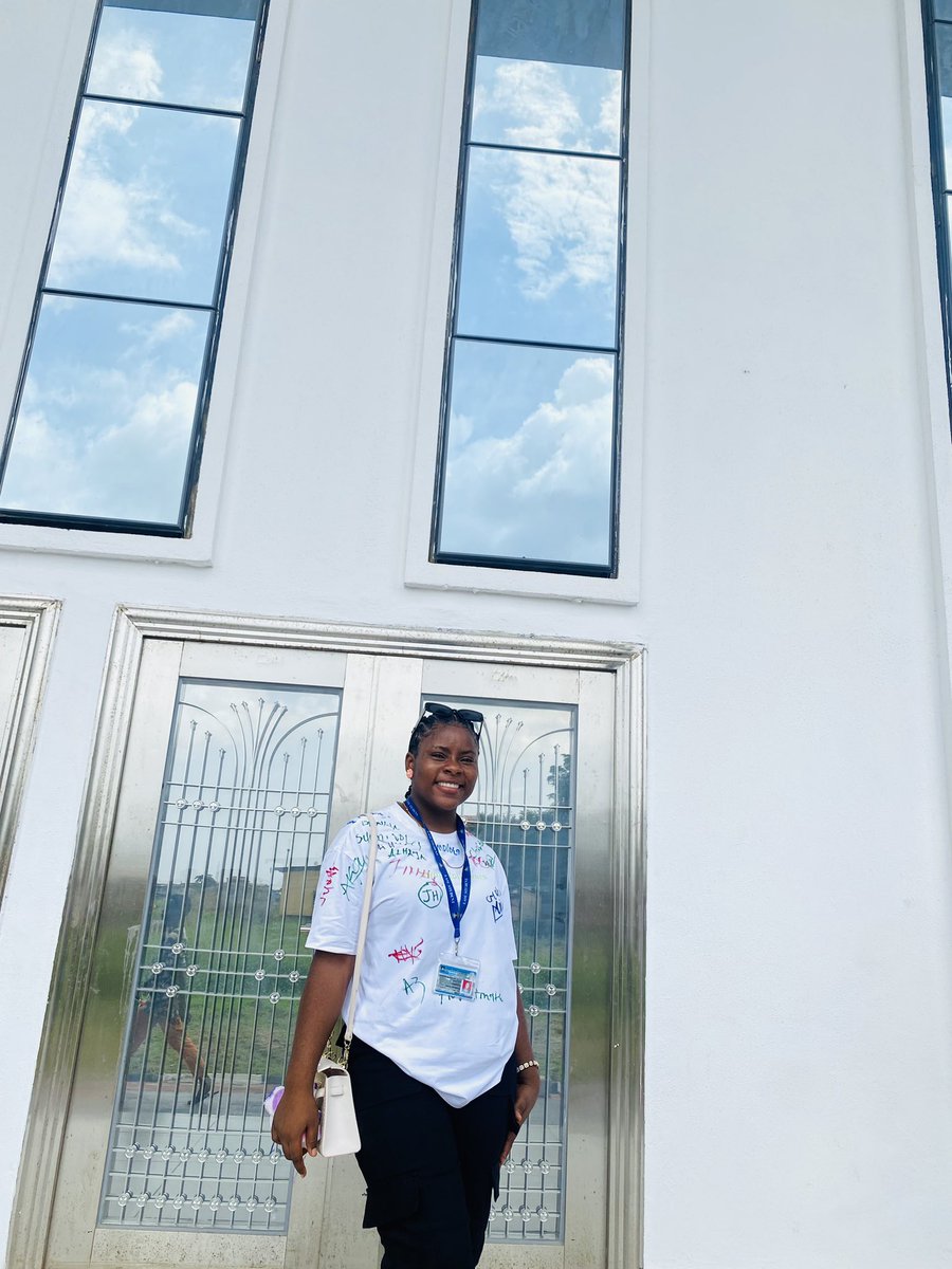 RuphusTayor's tweet photo. Thank you Lagos State University 

#lasu #lasusignout #signout https://t.co/sCyhfxC6SP