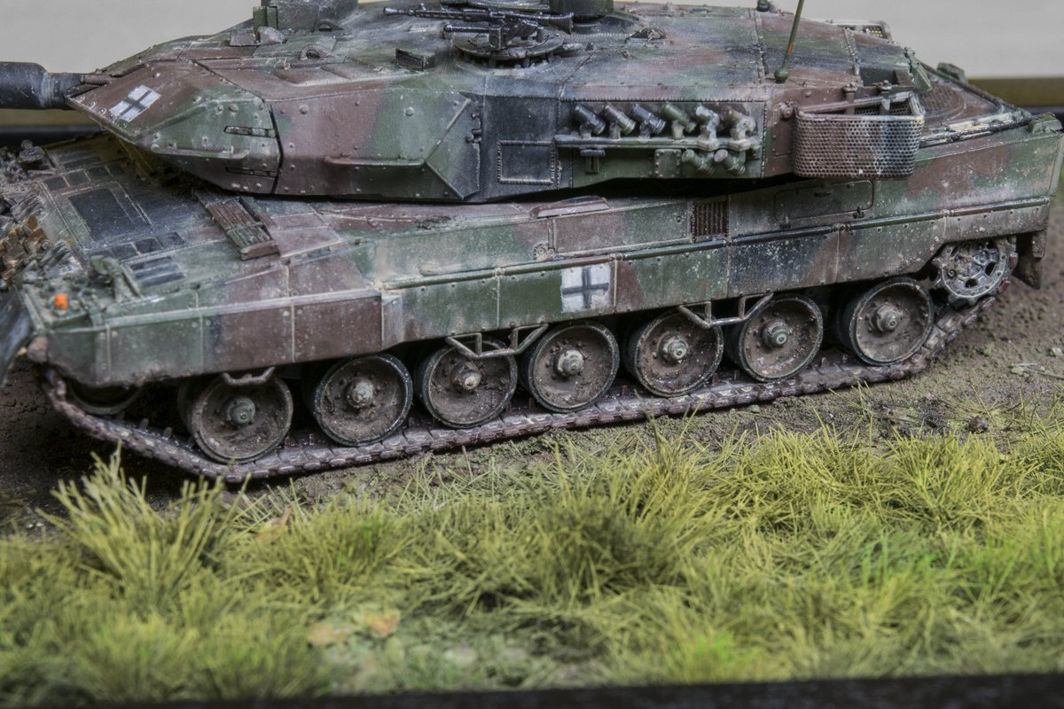 FyrisMinis's tweet image. More shots of my #leopard2 diorama

#JFFTANK #tank #panzer #UkraineWar #UkraineRussiaWar #weathering #diorama #craft #scalemodel #modelismo @AMMOMIG