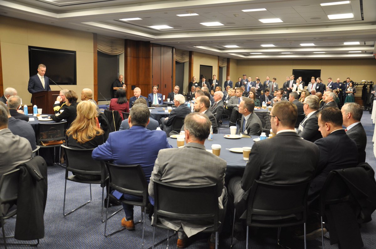 Exciting Morning on Capitol Hill! This morning, #NLUS hosted the November Congressional Shipbuilding Breakfast, a gathering that brought together key voices who will shape the future of naval capabilities. #AUKUS #NavalInnovation #NavyLeague #CapitolHill