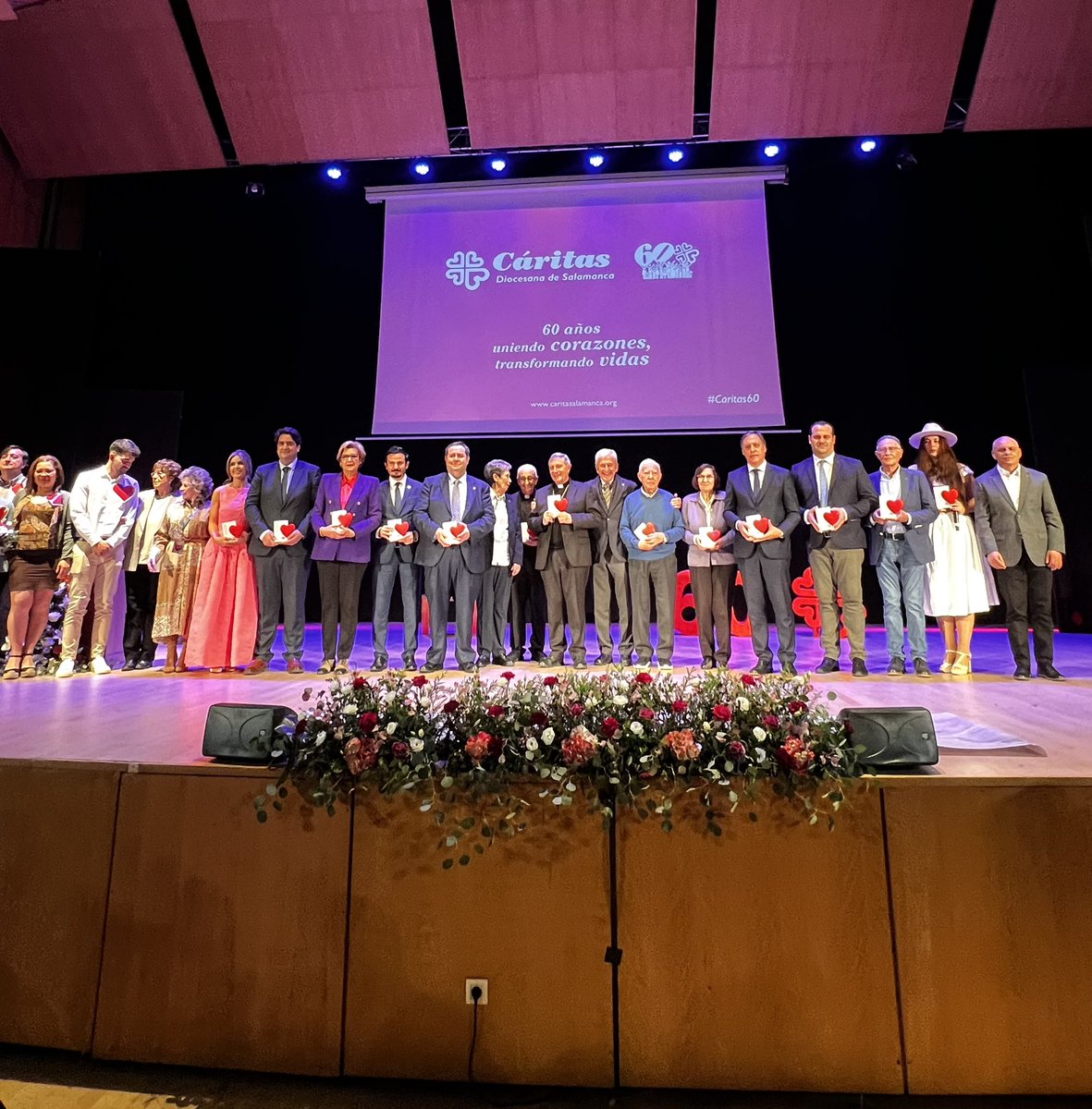 Feliz por participar en la organización del evento del 60 aniversario, de <a href="/Caritasalamanca/">Cáritas Salamanca</a>. ❤️ Seis décadas de compromiso con la solidaridad y la ayuda a quienes más lo necesitan. Su labor ejemplar ha dejado una huella imborrable en la comunidad salmantina. 
 #Caritas60