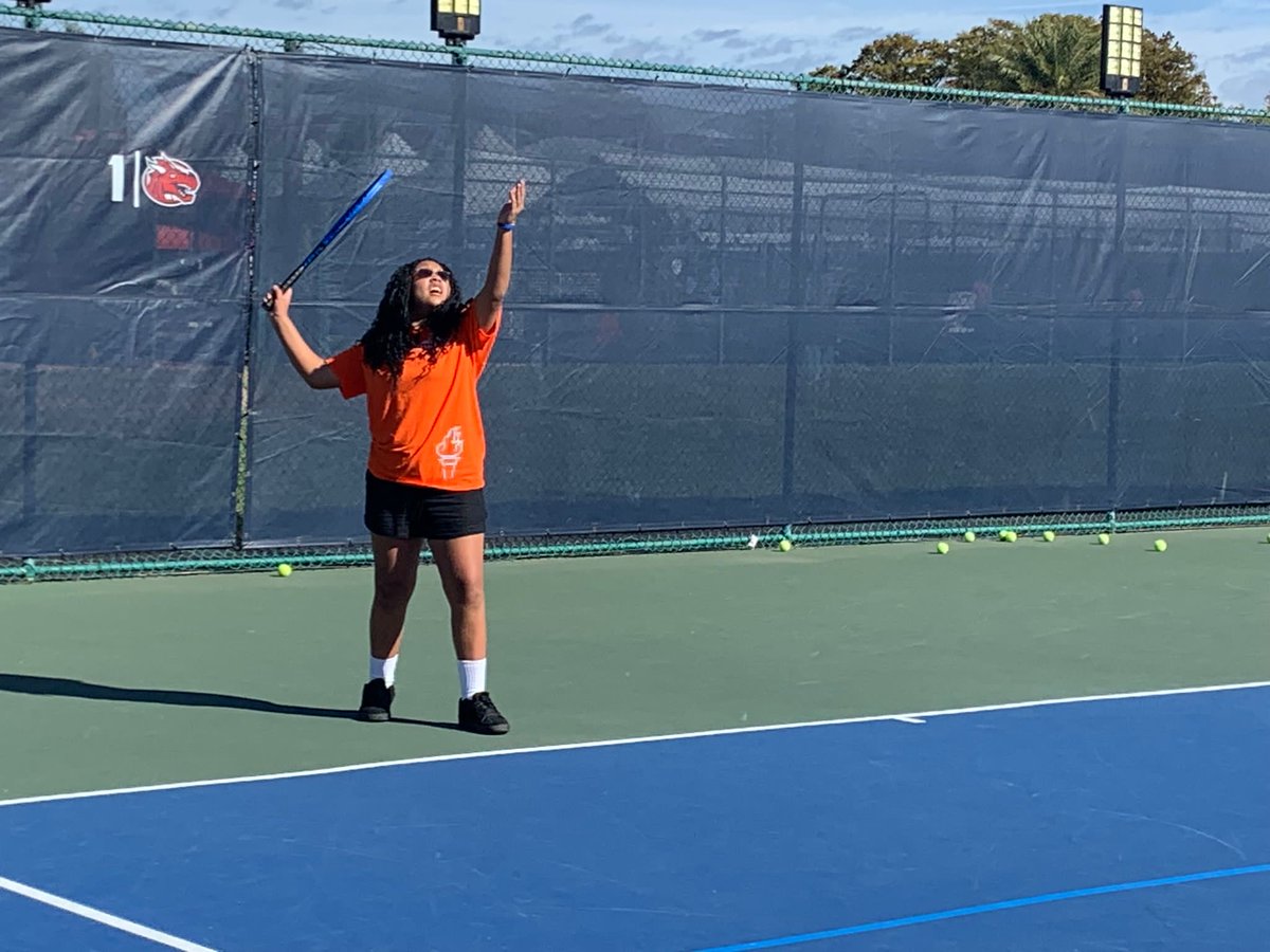 BISCSouthLoop's tweet image. Day 2 of Global Games was a great success. South Loop will have 6 teams competing in the championship games tomorrow and a Doubles tennis team in the semi-finals. Let’s Go Bulldogs!!!
#WeAreBulldogs #GoOrange #NAEGlobalGames #GlobalConnectedness #NAETheAmericas #FamilyofSchools