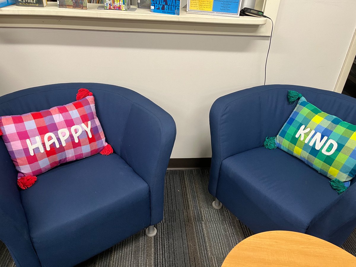 BrookLibrarian tweet media