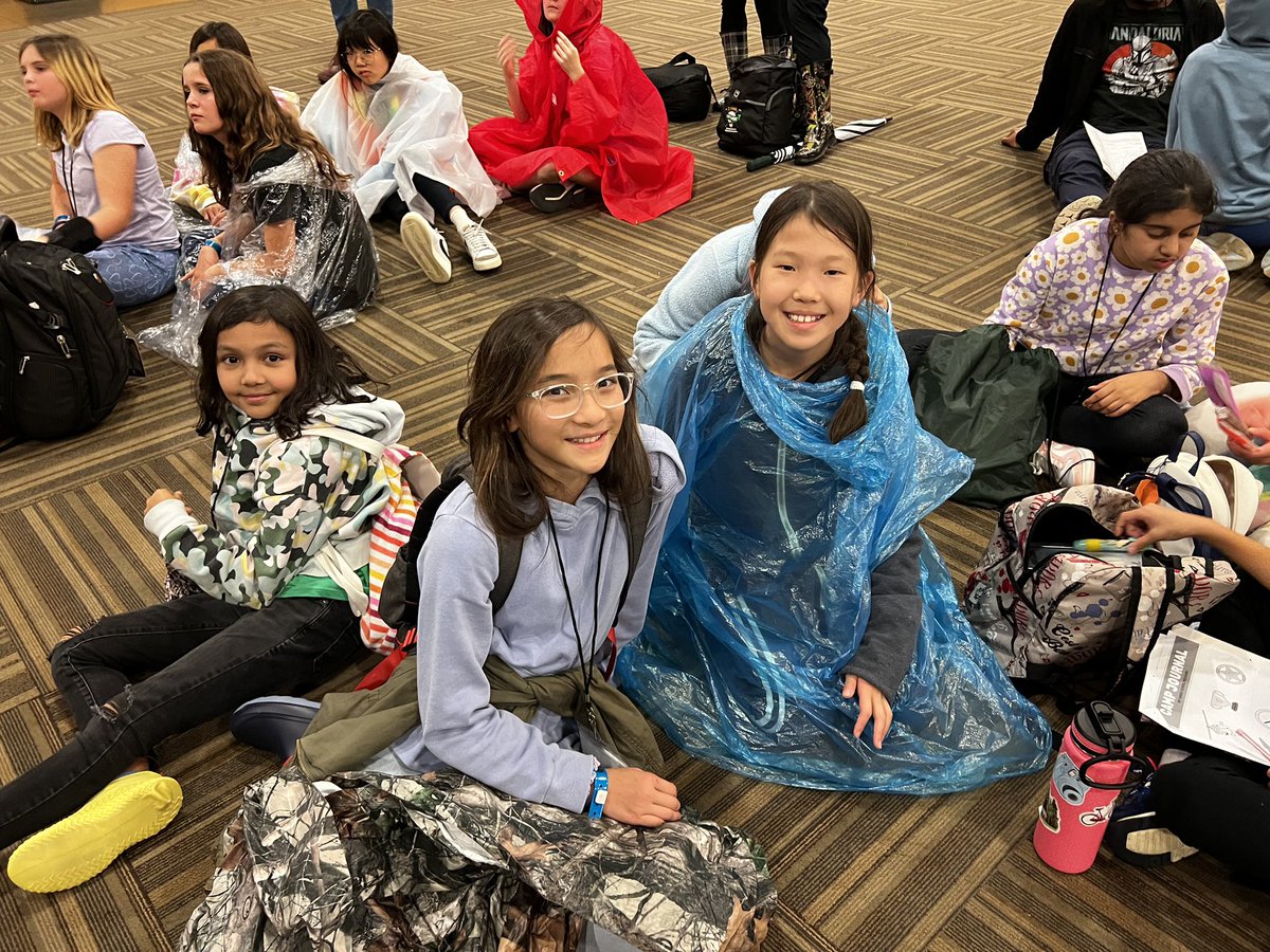 Sparkling Fifth tweet media