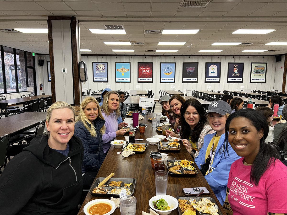 Sparkling Fifth tweet media