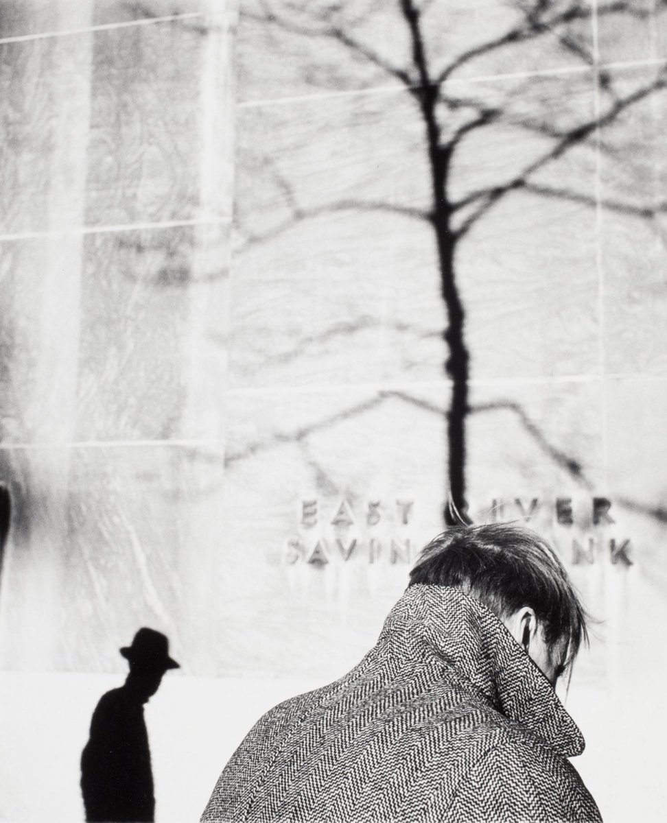 ICPhotog's tweet photo. Images from the collection by Elliott Erwitt, 1928–2023.

In Erwitt's images, offbeat humor is supplemented by a strong graphic sensibility and the sense of a larger story. https://t.co/iGv7gEf0uF
