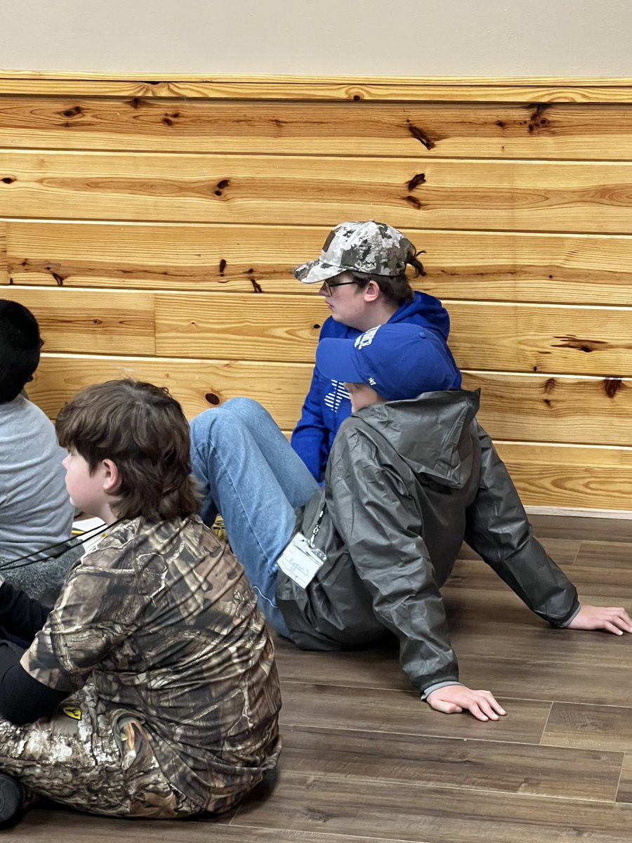 Sparkling Fifth tweet media