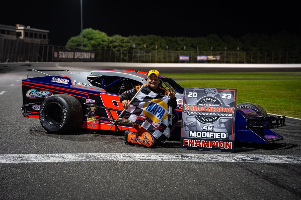 StaffordSpeedwy's tweet photo. Todd Owen's consistency, coupled with 3 victories in the last 7 races propelled the 81 team to their 3rd consecutive SK Modified title.

- 3 wins
- 7 podiums
- 11 top-5s
- Never finished outside the top-10

Hear more from Todd Owen later today.

📸 Brandon Rashan &amp; Tavares Arts https://t.co/a7Hc7SyD25