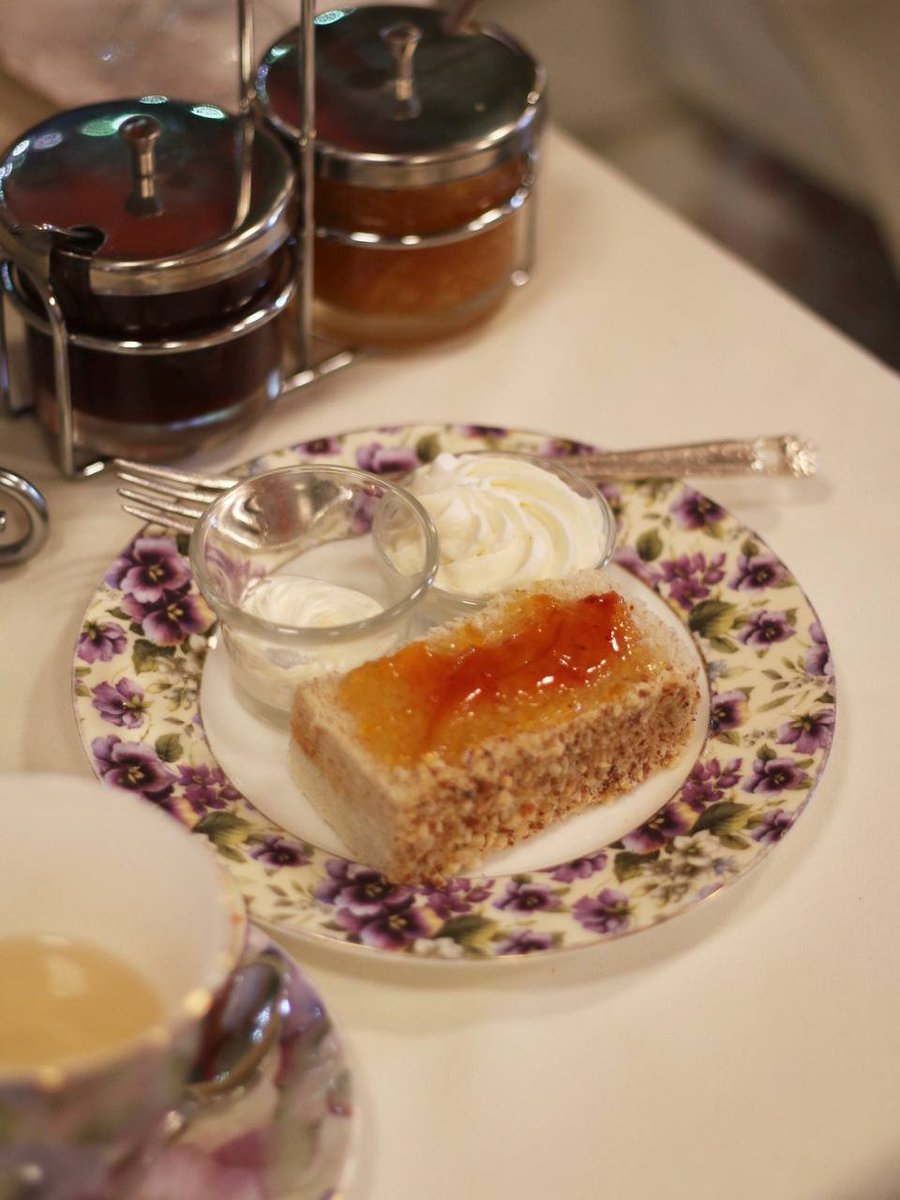 Ana3684I's tweet photo. Looking for a charming tea room in Seattle? Queen Mary Tea offers a fantastic afternoon tea experience! 🫖✨ https://t.co/iy4qfNIWz9
