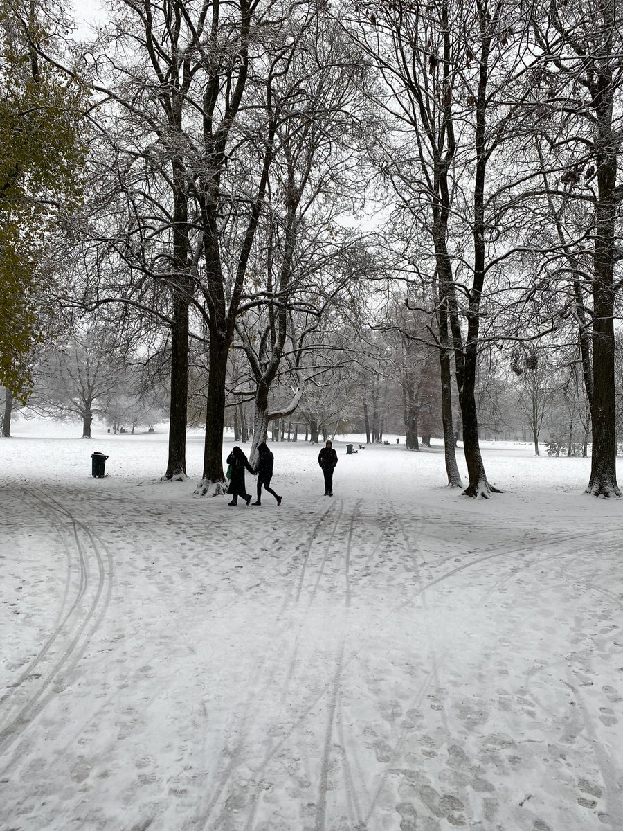 Valeria Zurla (@valezurla) on Twitter photo Had a fantastic time presenting at the public economics seminar at <a href="/ECONMunich/">Economics LMU Munich</a> today! Thanks <a href="/m_paffenholz/">Michaela Paffenholz</a> for the invitation! And the snow made it even better ❄️ Had a fantastic time presenting at the public economics seminar at <a href="/ECONMunich/">Economics LMU Munich</a> today! Thanks <a href="/m_paffenholz/">Michaela Paffenholz</a> for the invitation! And the snow made it even better ❄️