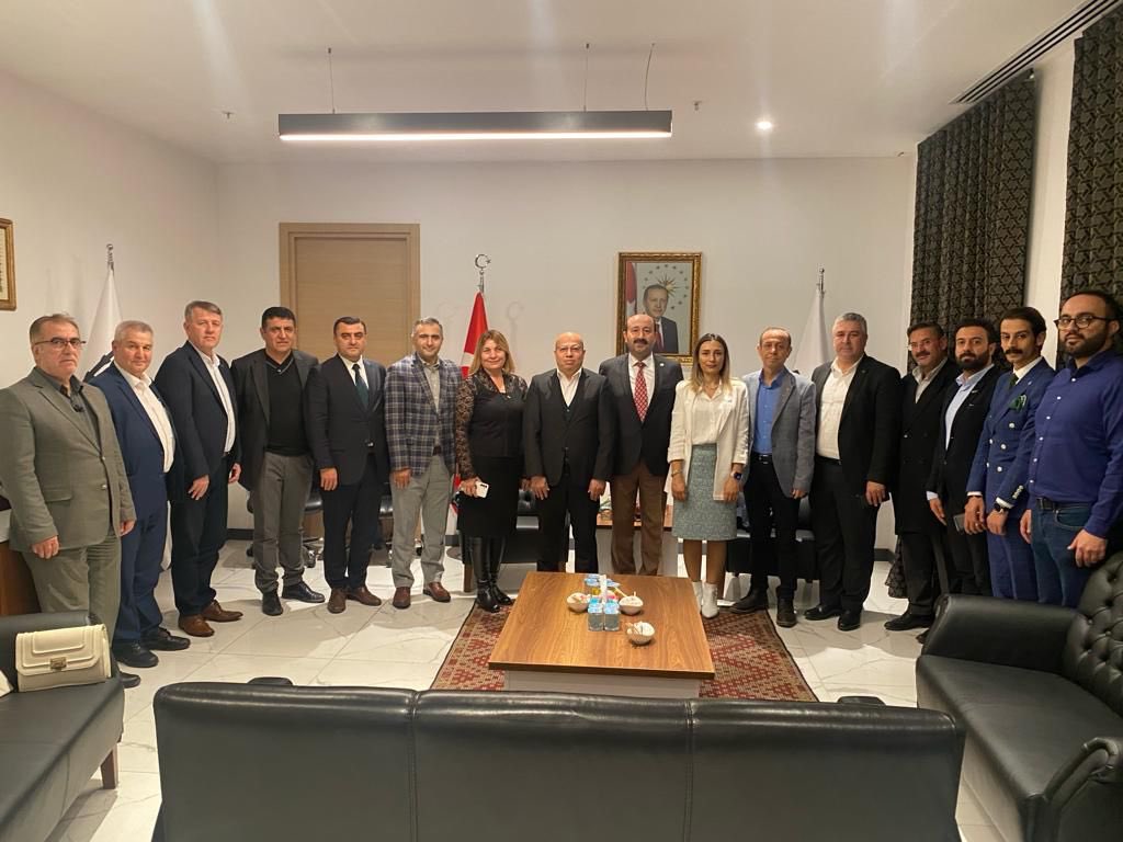 gencmemursen35's tweet photo. Memur Sen İzmir olarak MÜSİAD İzmir Başkanı Sn. Gökhan Temur’u ziyaret ettik. 

Sivil toplum ve yapılabilecek işbirlikleri konusunda istişarede bulunduğumuz toplantı ve misafirperverlikleri vesilesiyle teşekkür ediyoruz.

#GençMemurSensizOlmaz https://t.co/lP9PA7Qizi