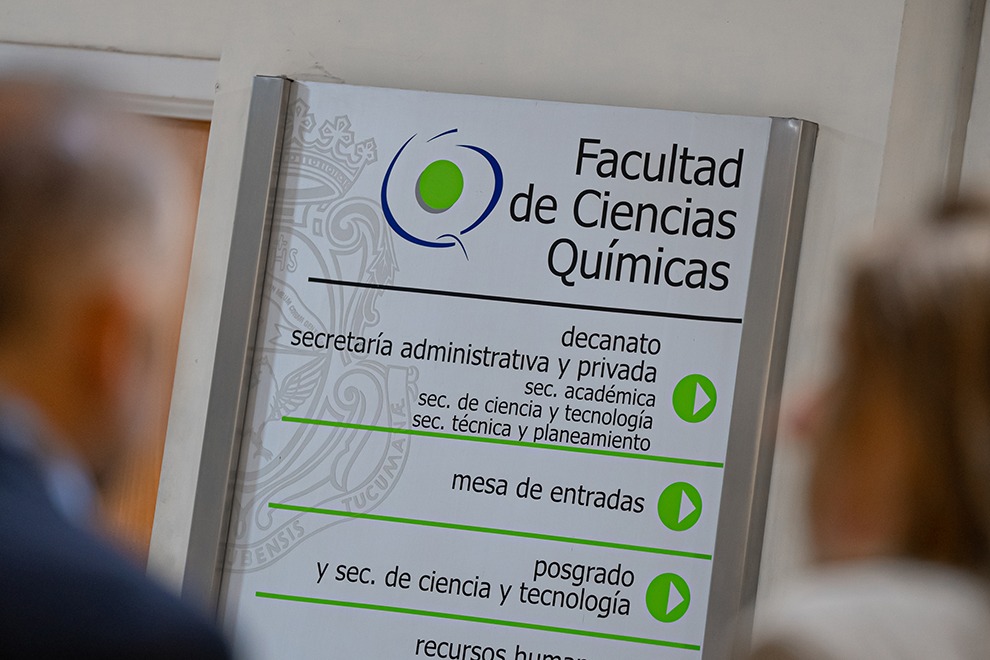BarbasGabriela's tweet photo. Durante la pandemia de Covid-19, la Facultad de Ciencias Químicas tuvo una importante participación en distintas iniciativas junto al @minsaludcba. Quiero agradecer a cada uno de los integrantes y a la gestión por sostener esta cooperación. https://t.co/1abRibtRjq