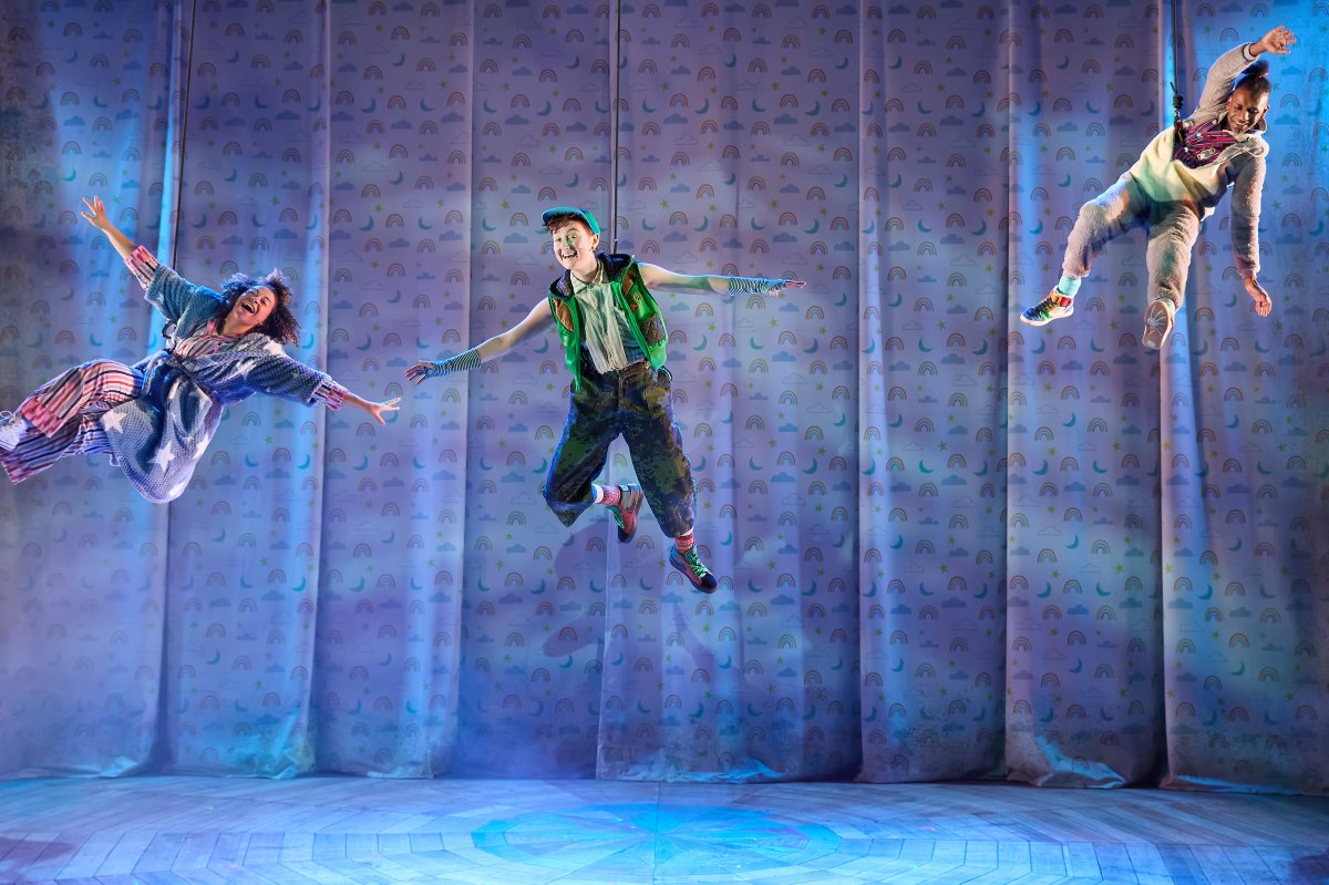 ShermanTheatre's tweet photo. Look at these spectacular photos for Peter Pan by J.M, Barrie in a new version, our co-production with @theatriolo 

There’s no limit to where this amazing theatrical treat for everyone aged 7+ can take your imagination.

 Runs until 6 Jan: https://t.co/K7jxQyGK07

📸 Mark Douet https://t.co/Pd05rQCRUt